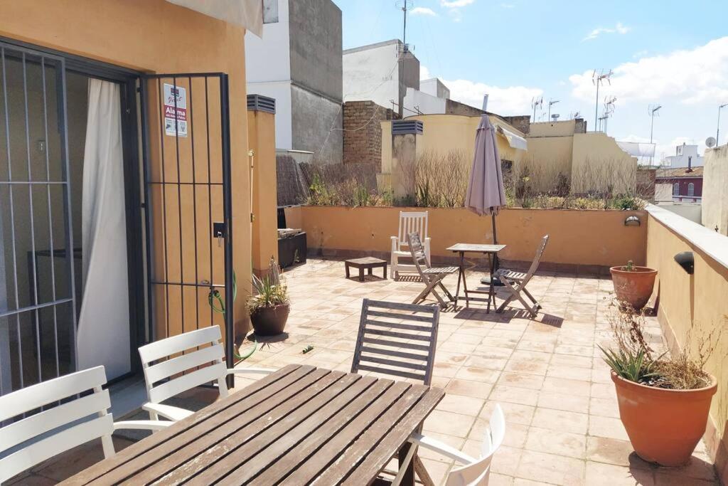 Penthouse Near Cathedral Private Rooftop Private Parking Sevilla Exteriör bild