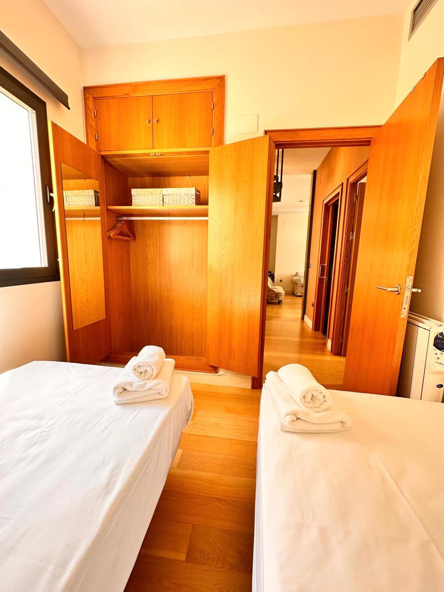 Penthouse Near Cathedral Private Rooftop Private Parking Sevilla Exteriör bild