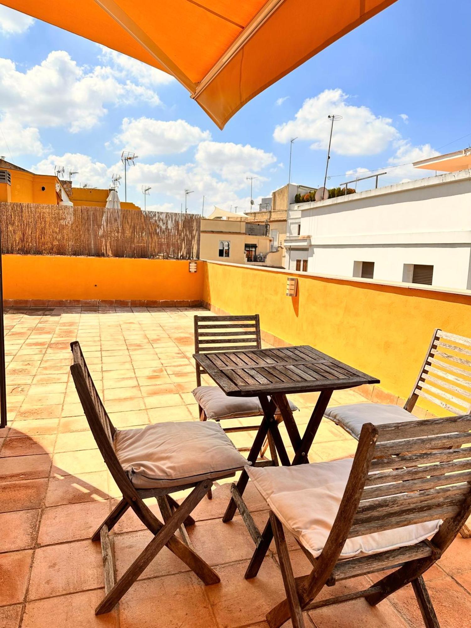 Penthouse Near Cathedral Private Rooftop Private Parking Sevilla Exteriör bild