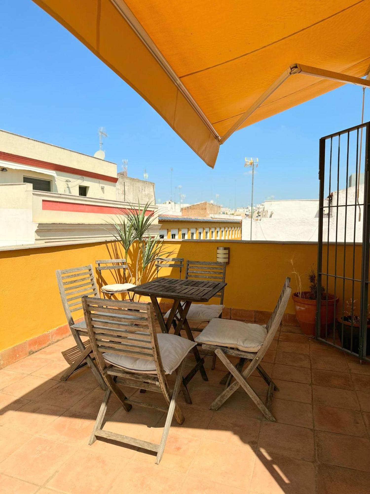 Penthouse Near Cathedral Private Rooftop Private Parking Sevilla Exteriör bild