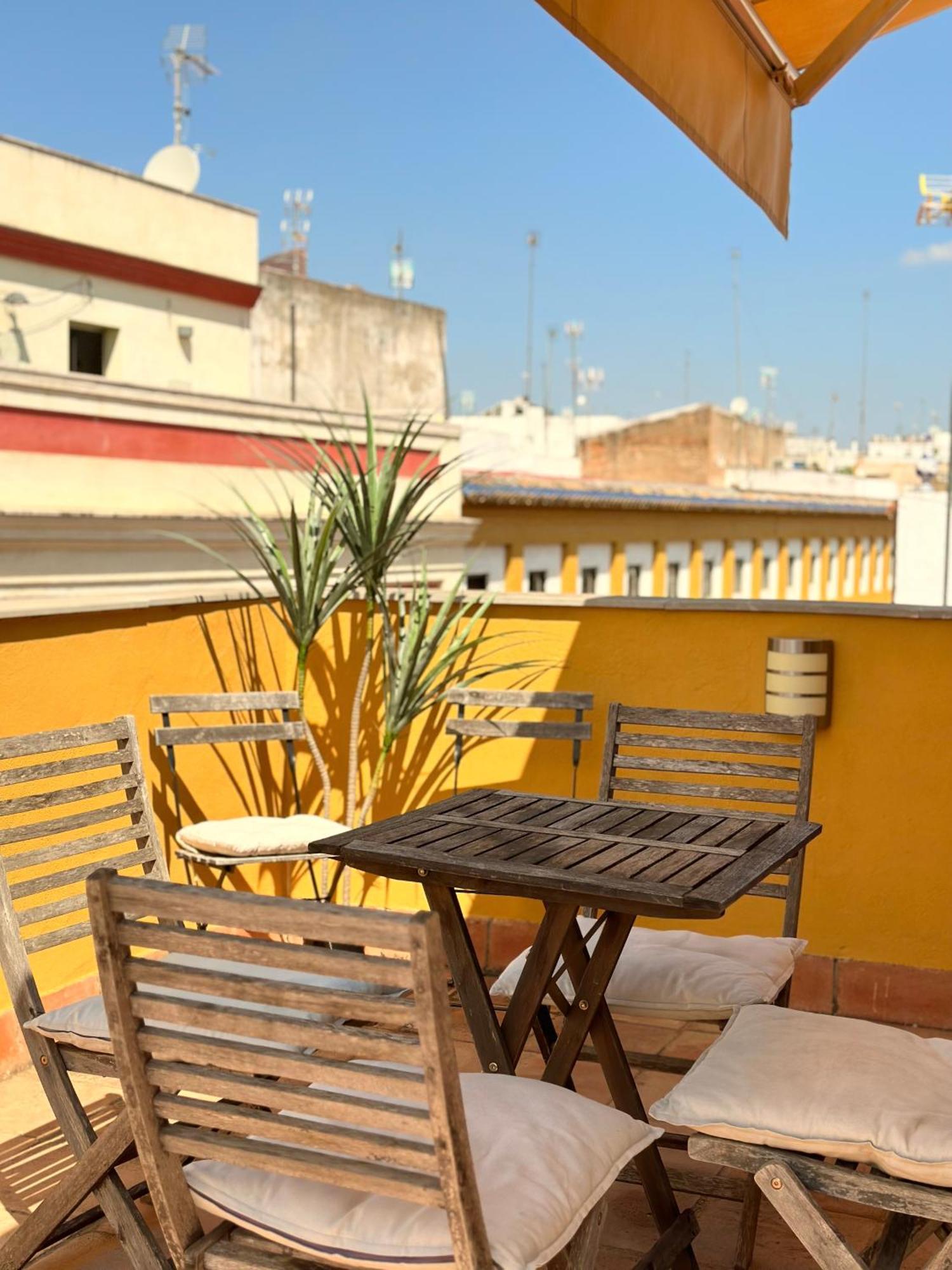 Penthouse Near Cathedral Private Rooftop Private Parking Sevilla Exteriör bild